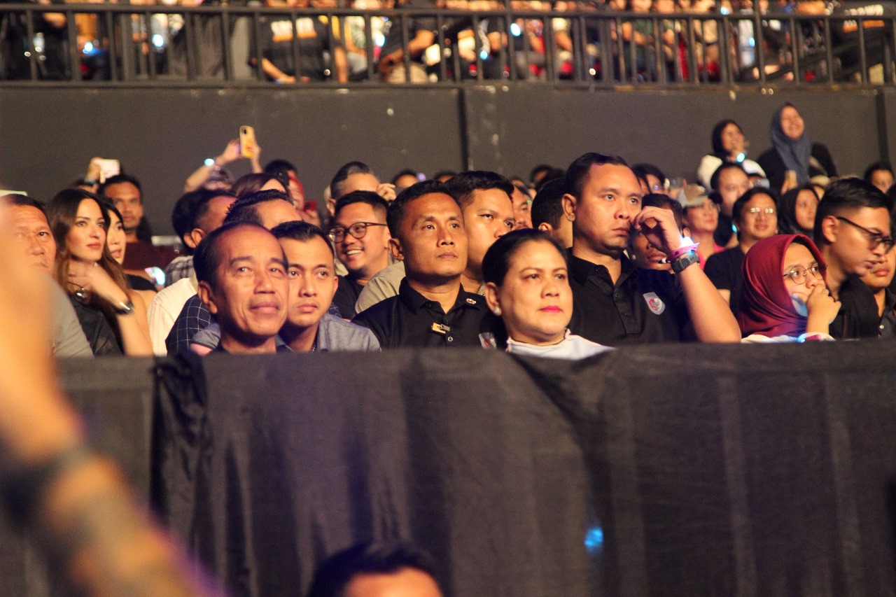 Konser Perpisahan Noah Dihadiri Presiden Jokowi, BCIS Bangga