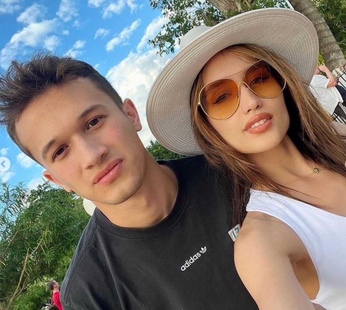 Artis Wanita Indonesia dengan Kekasih Berondong, Ada yang Terpaut 25 Tahun