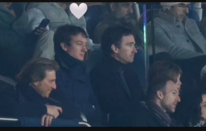 Lisa BLACKPINK Terciduk Nonton Bola Bareng Frederic Arnault, Rumor Kencan Menguat