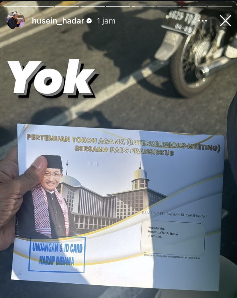 Momen Habib Husein Jafar Naik Ojek demi Bertemu Paus Fransiskus di Istiqlal