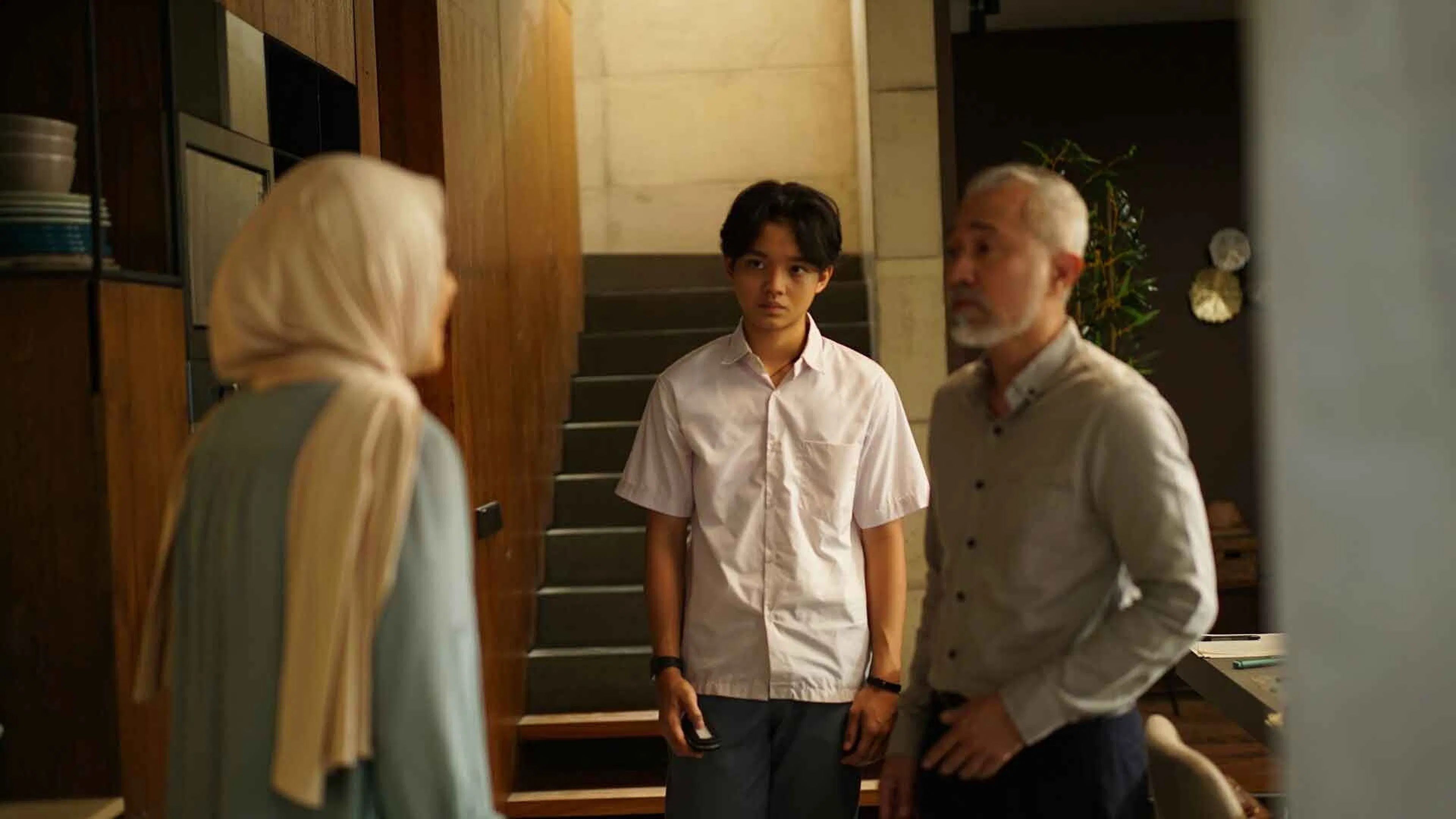 Review Film Mungkin Kita Perlu Waktu