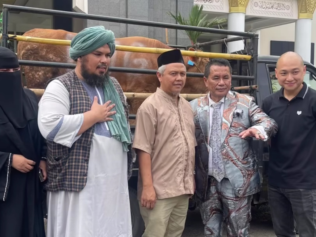 Ini 5 Artis dengan Sapi Kurban Lebih dari 1 Ton!