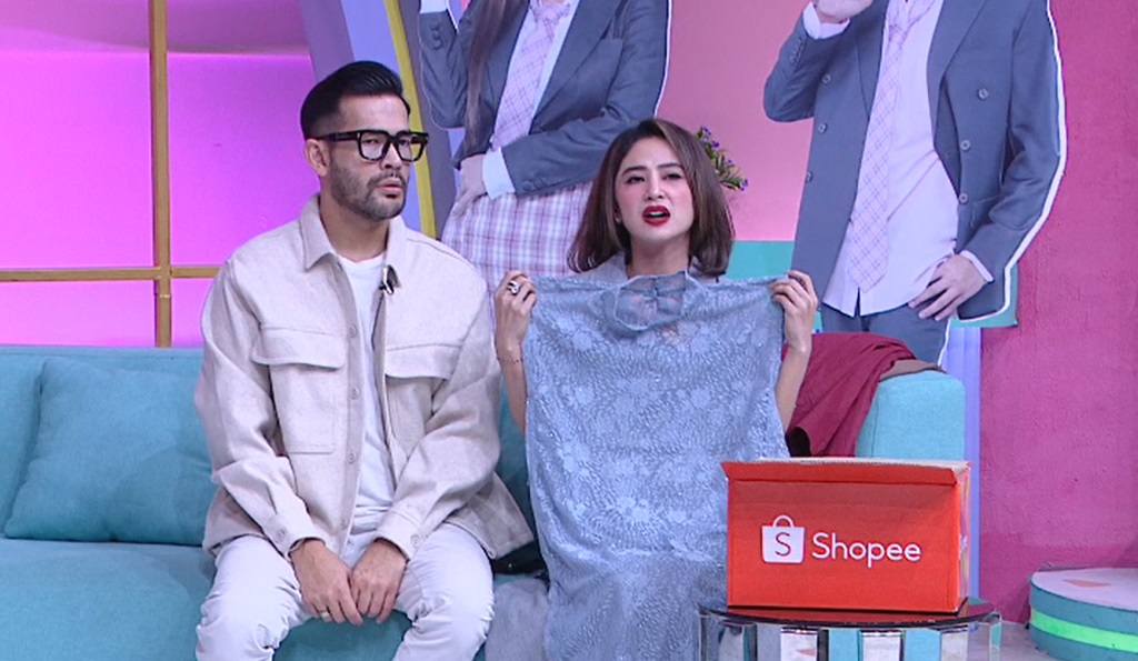 Girang Rasakan Manfaat Layanan Shopee Garansi Bebas Pengembalian, Unggahan Aurel jadi Sorotan
