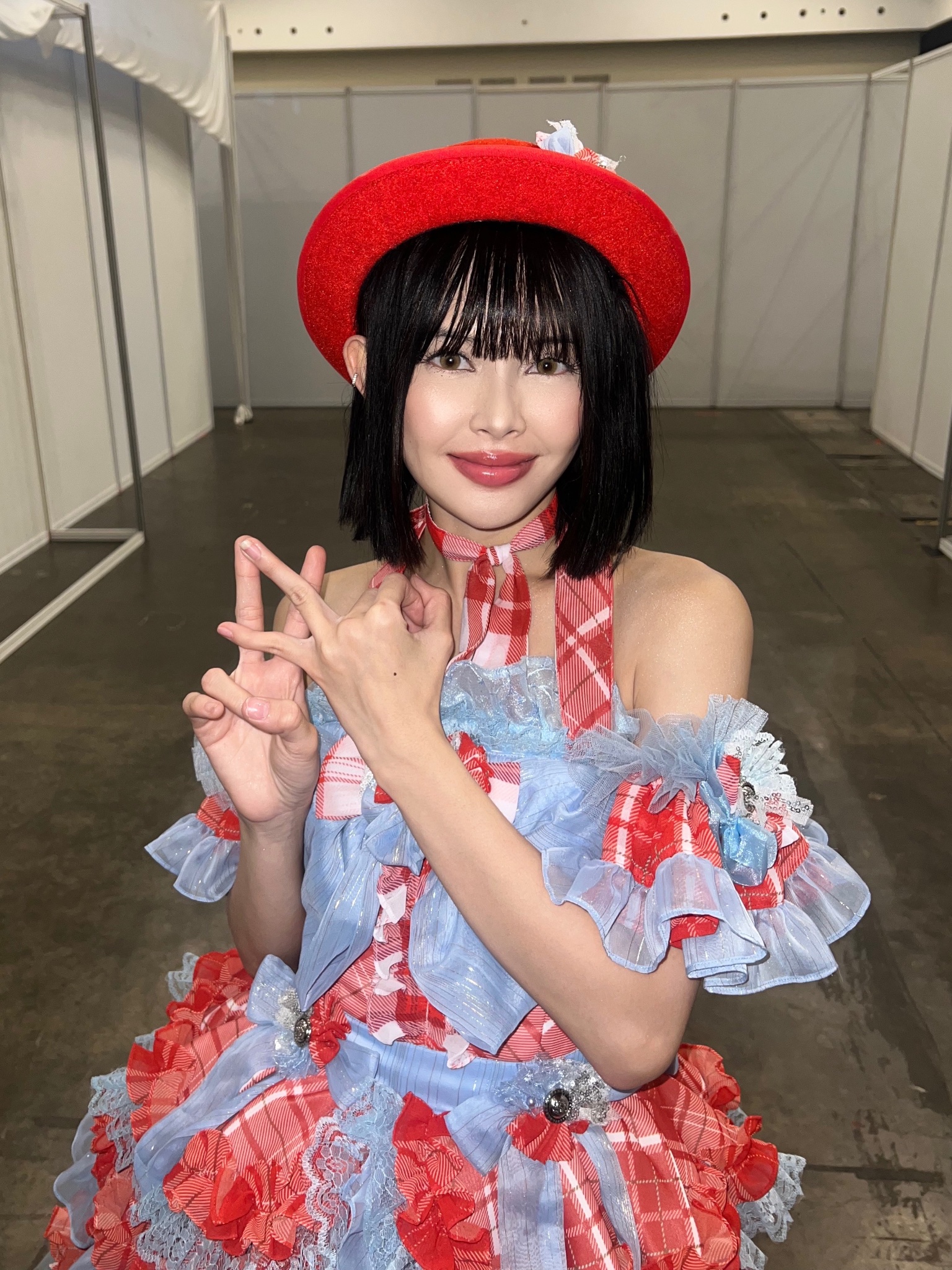 Feni JKT48 Dipercaya Memproduseri Lagu Baru Quadlips