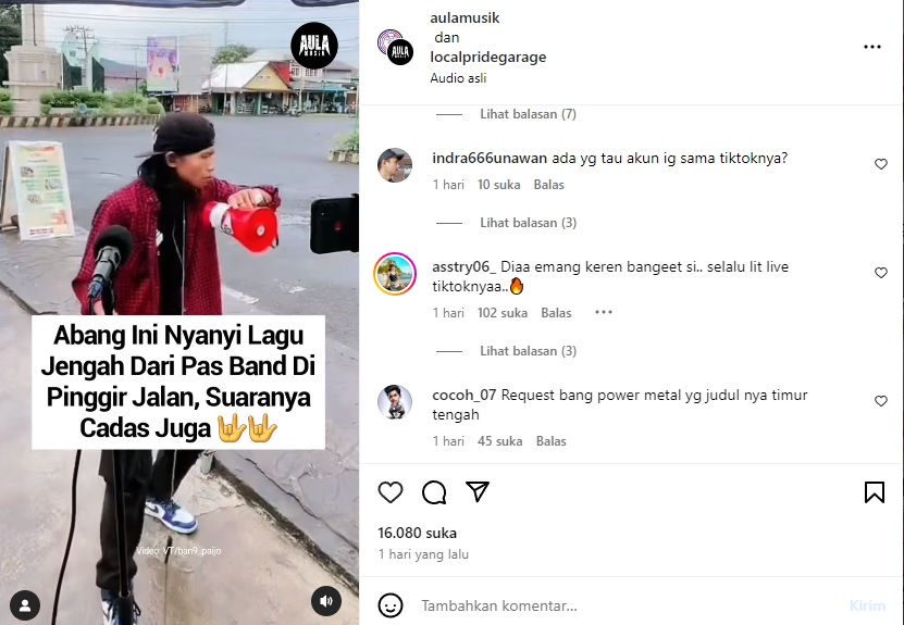 Keren! Penyanyi Jalanan Ini Nyanyikan Lagu Jengah Sambil Live TikTok