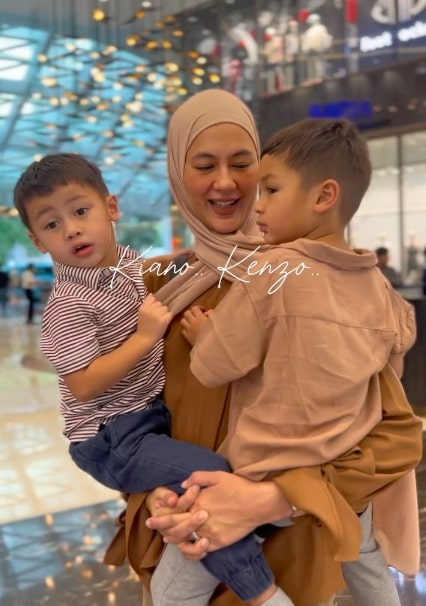 Paula Verhoeven Luapkan Kesedihannya Lihat Sikap Anak Berubah
