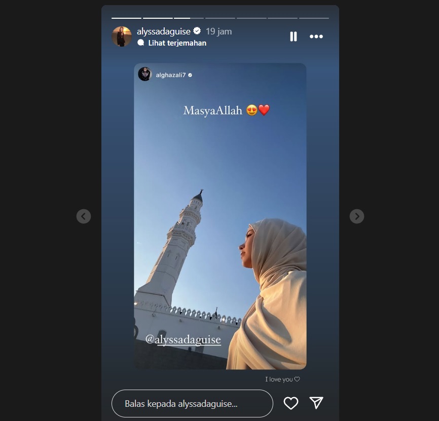 Alyssa Daguise Lakukan Ibadah Umroh Jelang Pernikahan dengan Al Ghazali