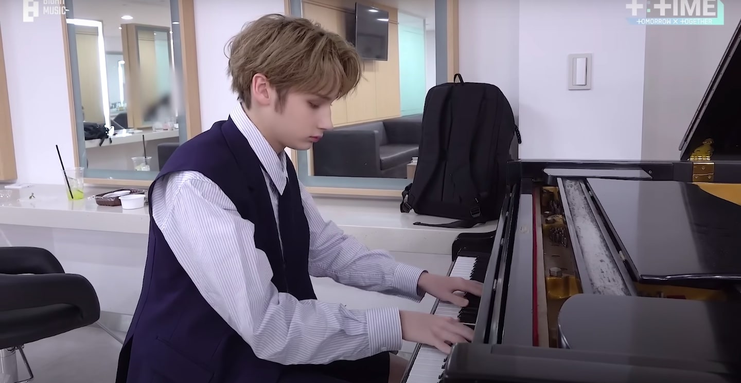 Multitalenta! Ini 10 Idol K-Pop yang Jago Main Alat Musik