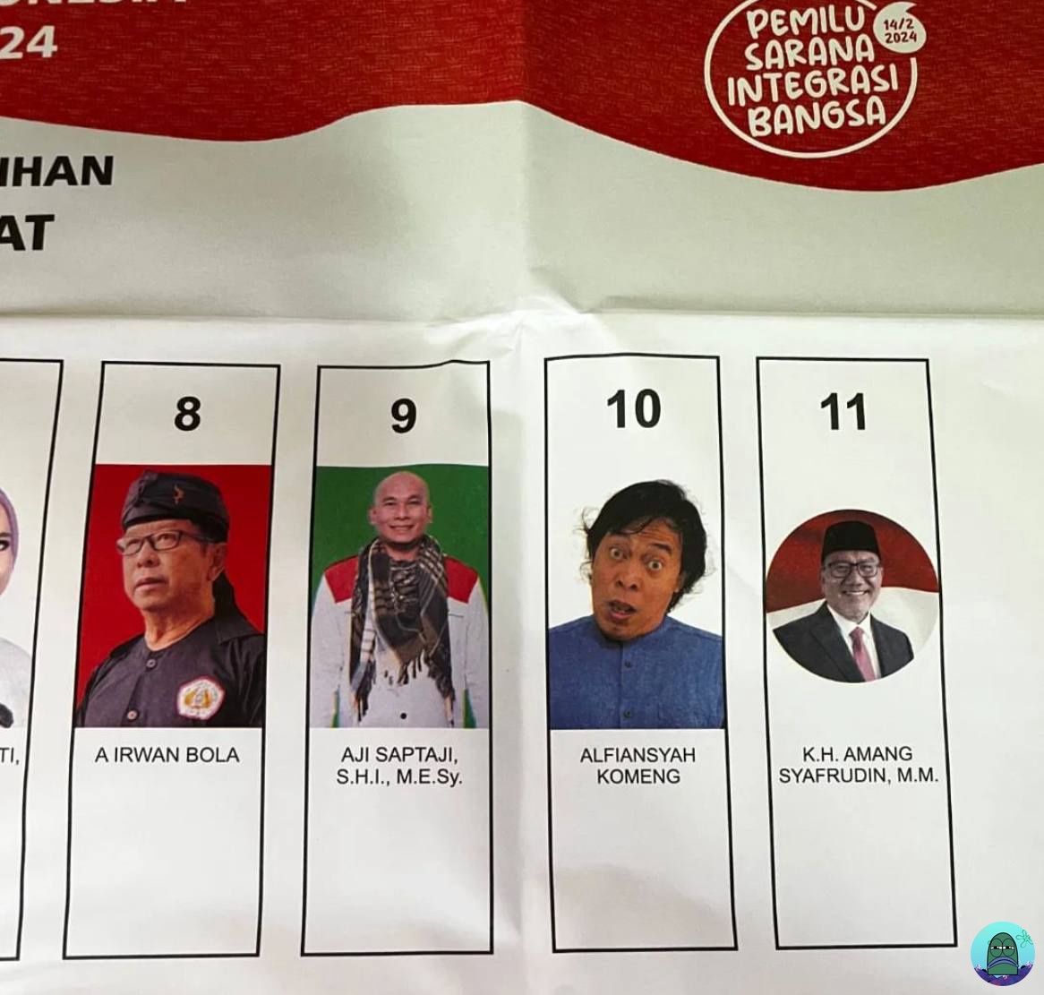 Viral Foto Nyeleneh Komeng di Surat Suara Caleg DPD RI Bikin Warganet Ngakak