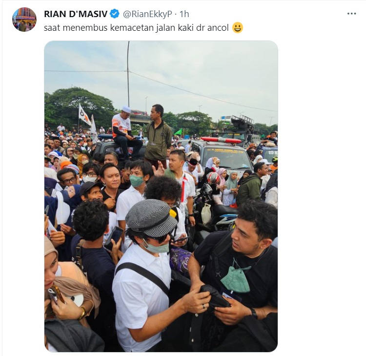 Cerita Rian D’Masiv ke Kampanye Akbar AMIN di JIS: Jalan Kaki 5 Km hingga Hanya Nyanyi 2 Lagu