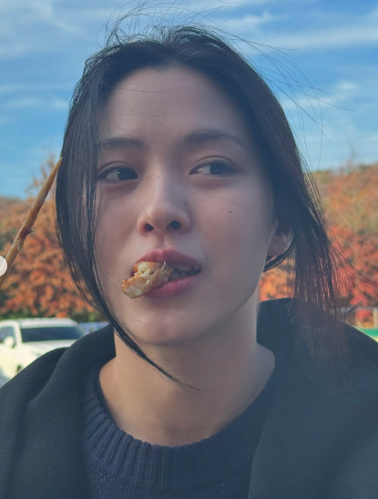Potret 8 Idol K-pop Ini Tetap Menawan Meski Tanpa Makeup