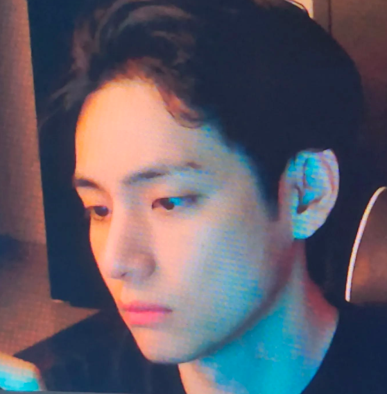 Potret 8 Idol K-pop Ini Tetap Menawan Meski Tanpa Makeup