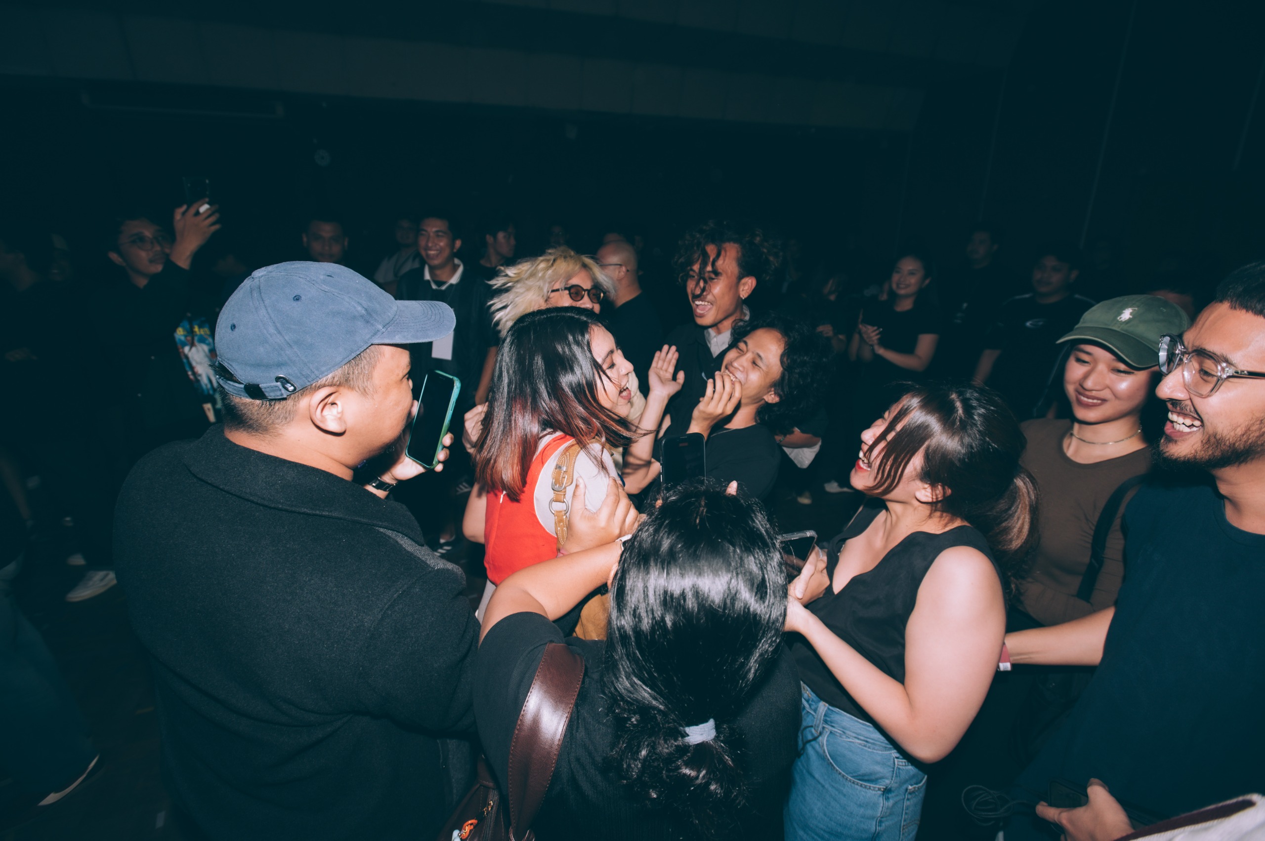Tiga Genre, Satu Panggung: Terpilihnya Top 3 Authenticity Soundroom yang Bakal Ramein The  Sounds Project Vol.8!