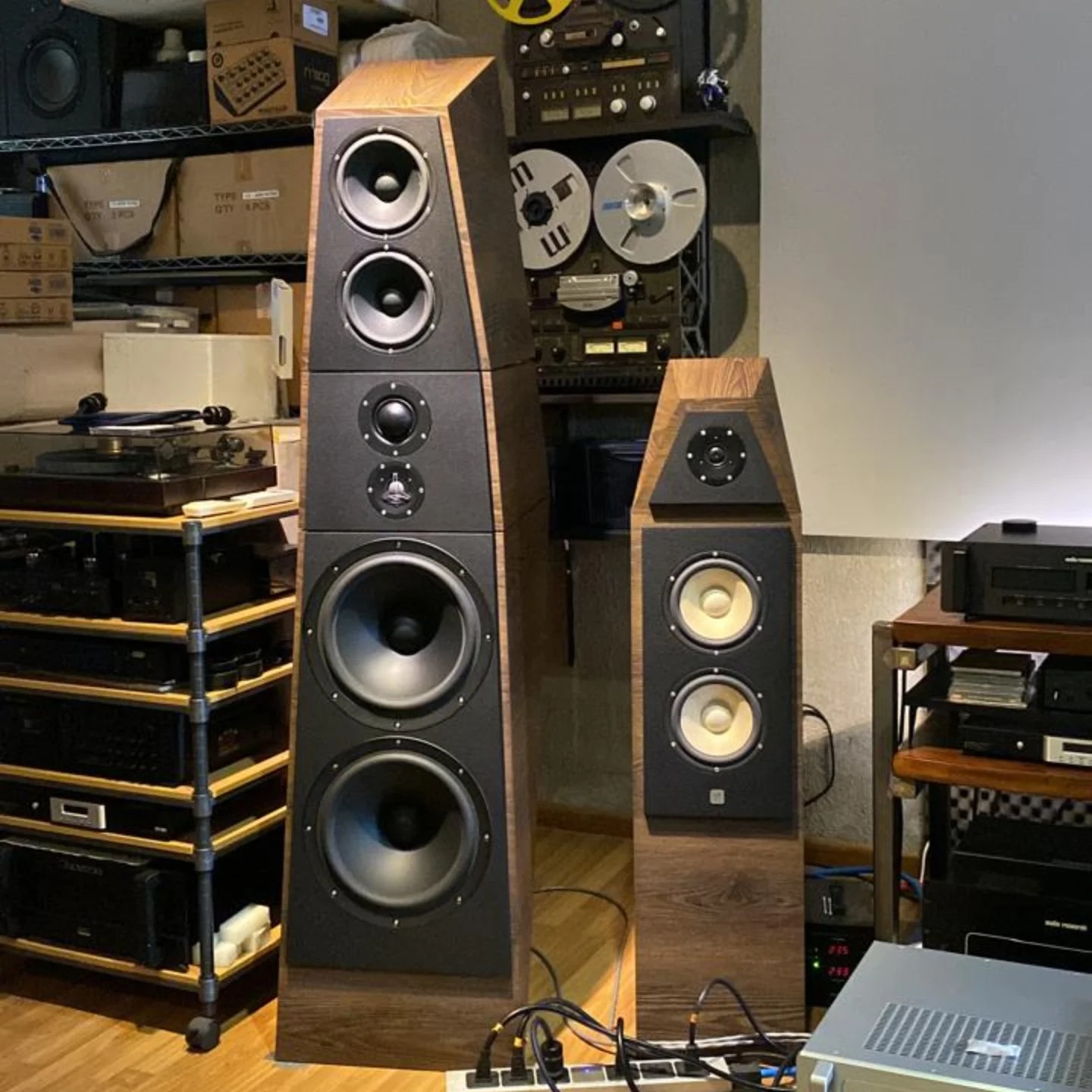 Ketika Speaker Lokal Terdengar Lebih Lantang: Kisah Traumakustik di JIAVS 2025