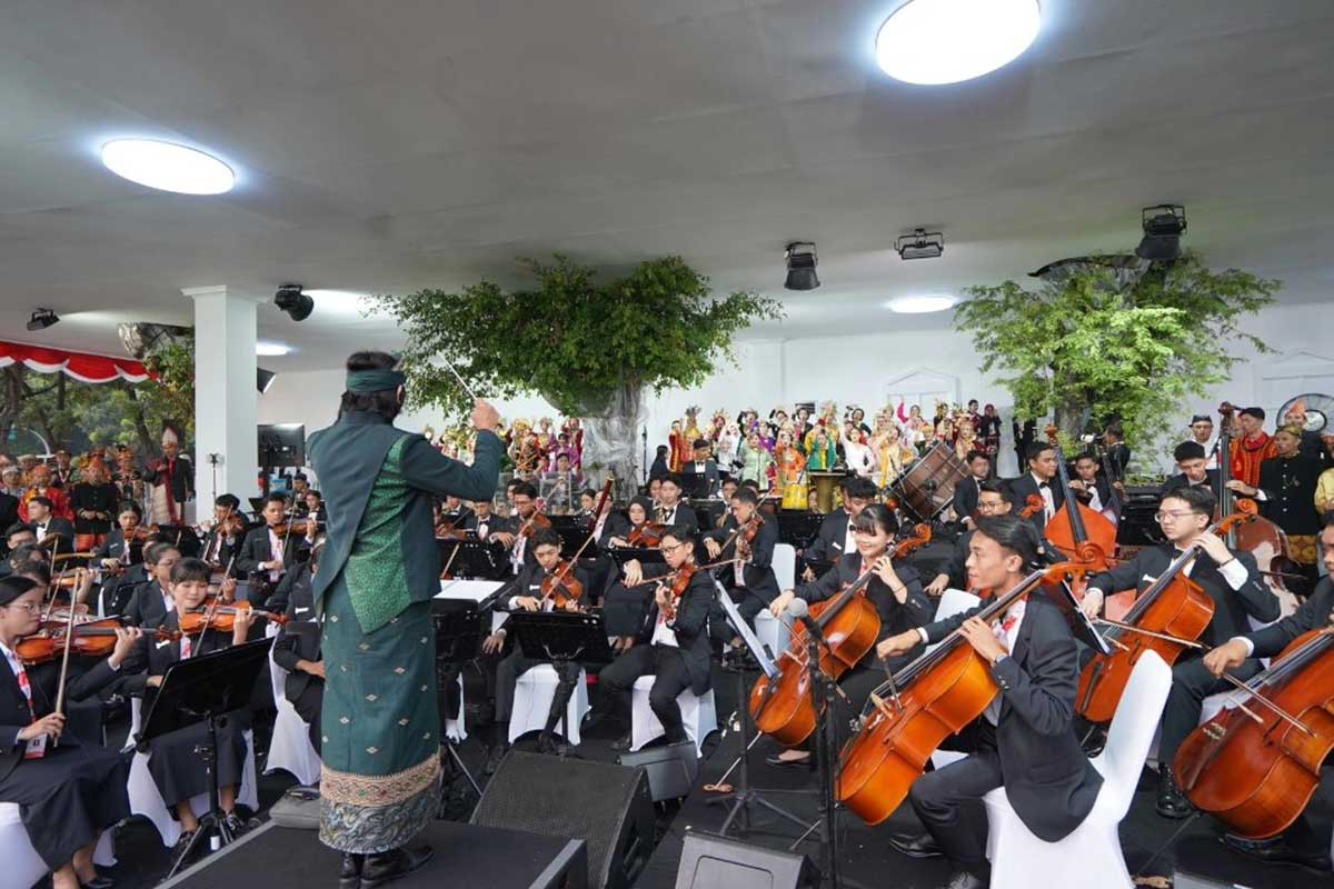 Mengenal Gita Bahana Nusantara, Paduan Suara dan Orkestra Muda yang Meriahkan HUT RI ke-81
