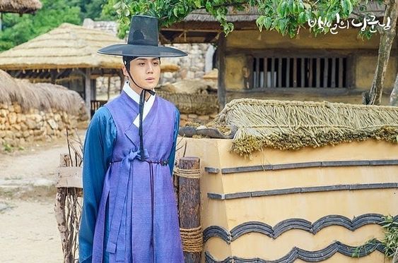 8 Karakter Ikonik Kim Seon Ho: Joo Ho Jin hingga Han Ji Pyeong