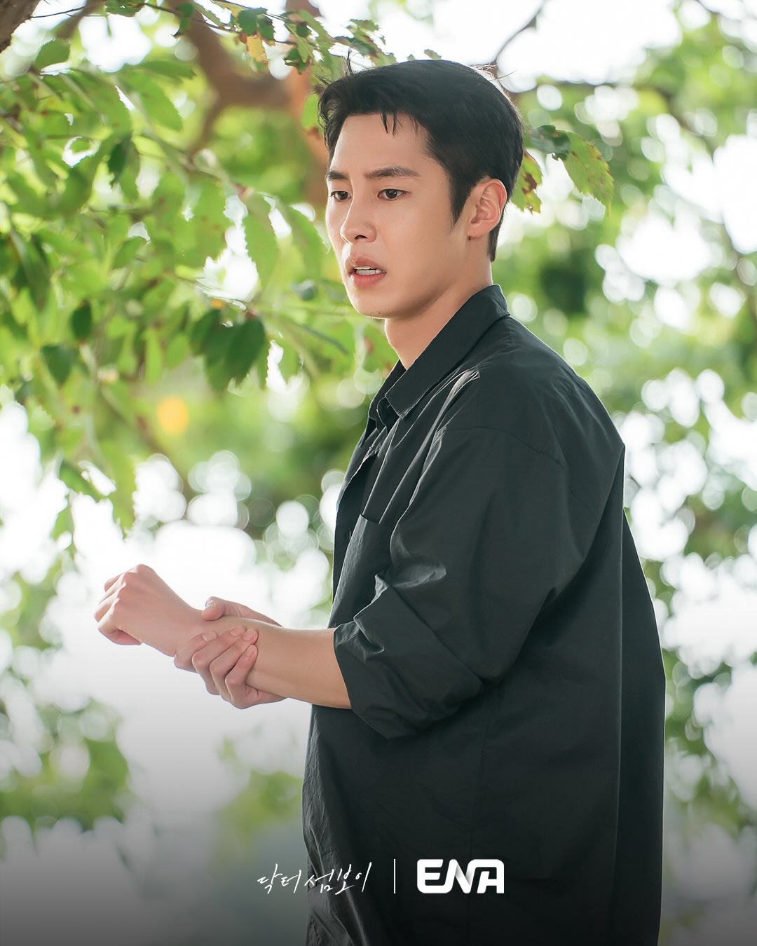 Sinopsis Doctor on the Edge, Drakor Baru Lee Jae Wook dan Shin Ye Eun