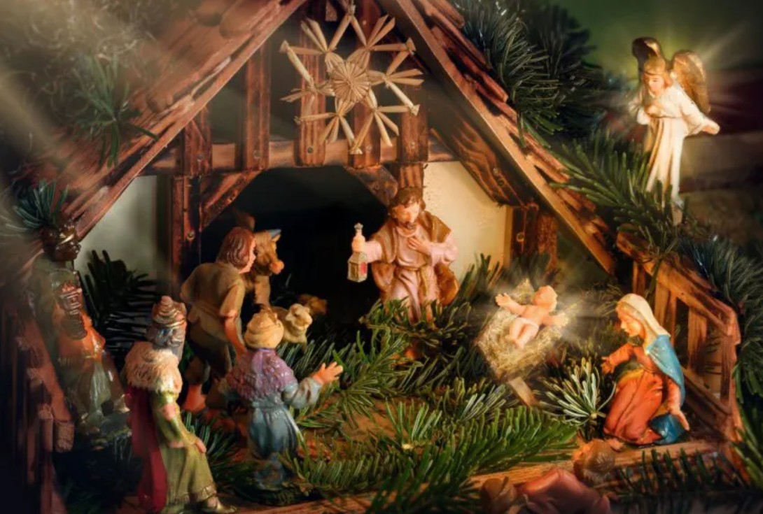 Tradisi Unik Pohon Natal di 8 Negara Berbeda