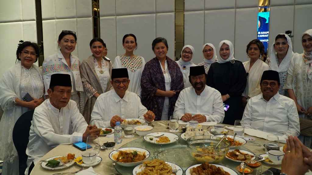 NasDem Bukber Bareng Anak Yatim dan Legislator Terpilih, Dihadiri Anies Baswedan