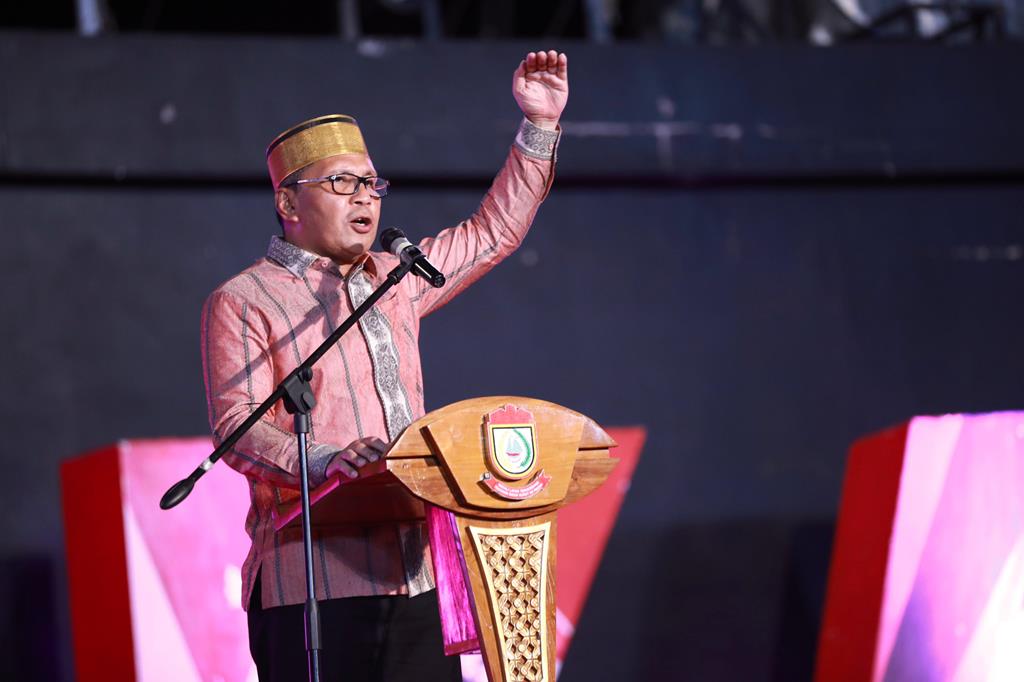 <i>Gala Dinner</i> Pertemuan Saudagar Bugis Makassar Semarak dengan Peringatan Karnaval Budaya
