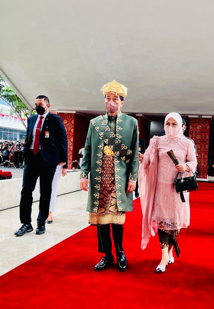 Deretan Baju Adat Jokowi di Sidang Tahunan MPR dari 2017-2023