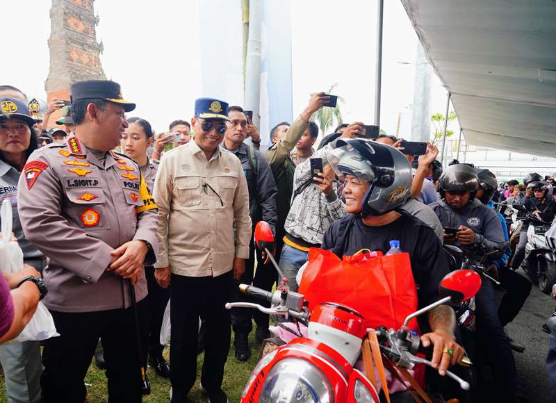 Tinjau Pelabuhan Gilimanuk-Ketapang, Kapolri Beberkan Strategi Mudik yang Aman dan Nyaman