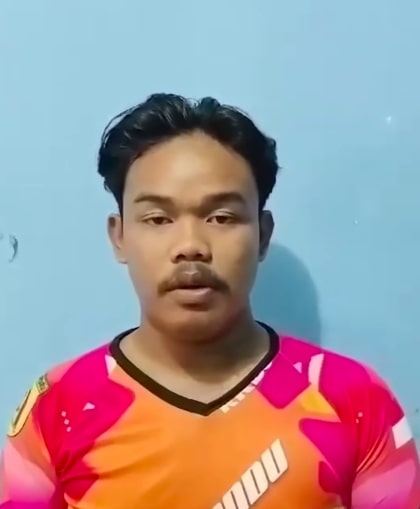 Sopir Ambulans yang Disetop Rombongan Jokowi Minta Maaf, Netizen Heran: Kan <i>Gak</i> Salah?