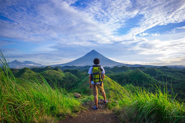 Rekomendasi Ide Merayakan Pergantian Tahun dengan Kegiatan <i>Outdoor</i>