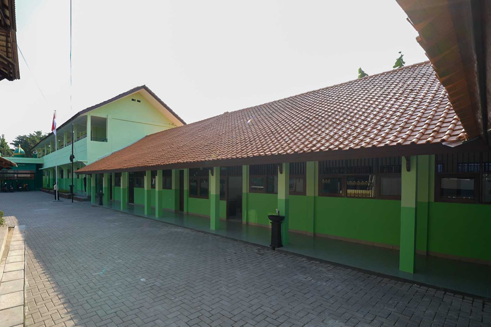 Rayakan HUT Ke-50, Summarecon Renovasi Fasilitas Umum dan 500 Rumah Warga