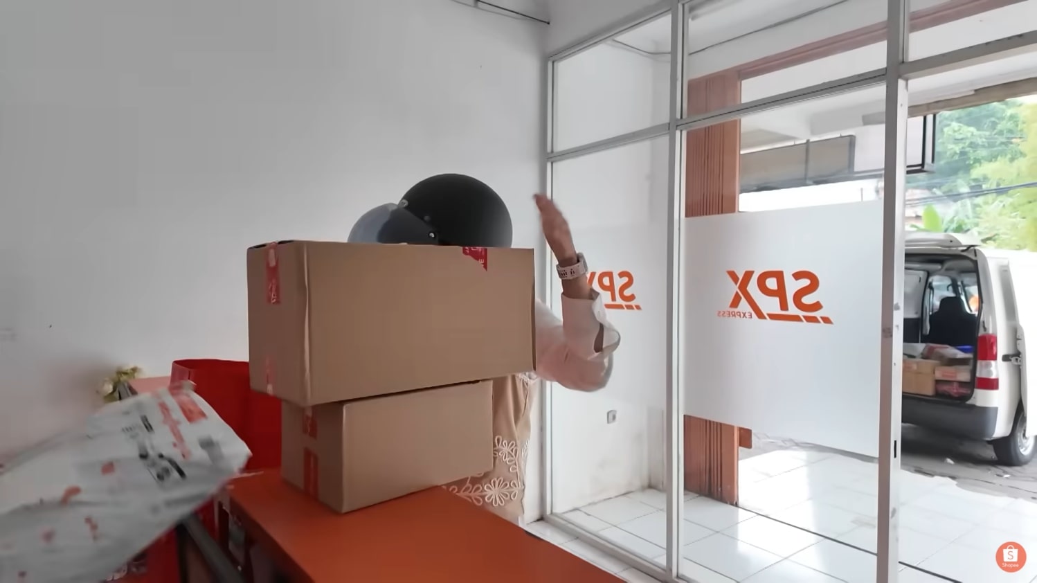 Finalis Top 6 Hadapi Tantangan Logistic Race di Episode 4 Shopee Jagoan UMKM Naik Kelas, Siapa yang Bertahan?