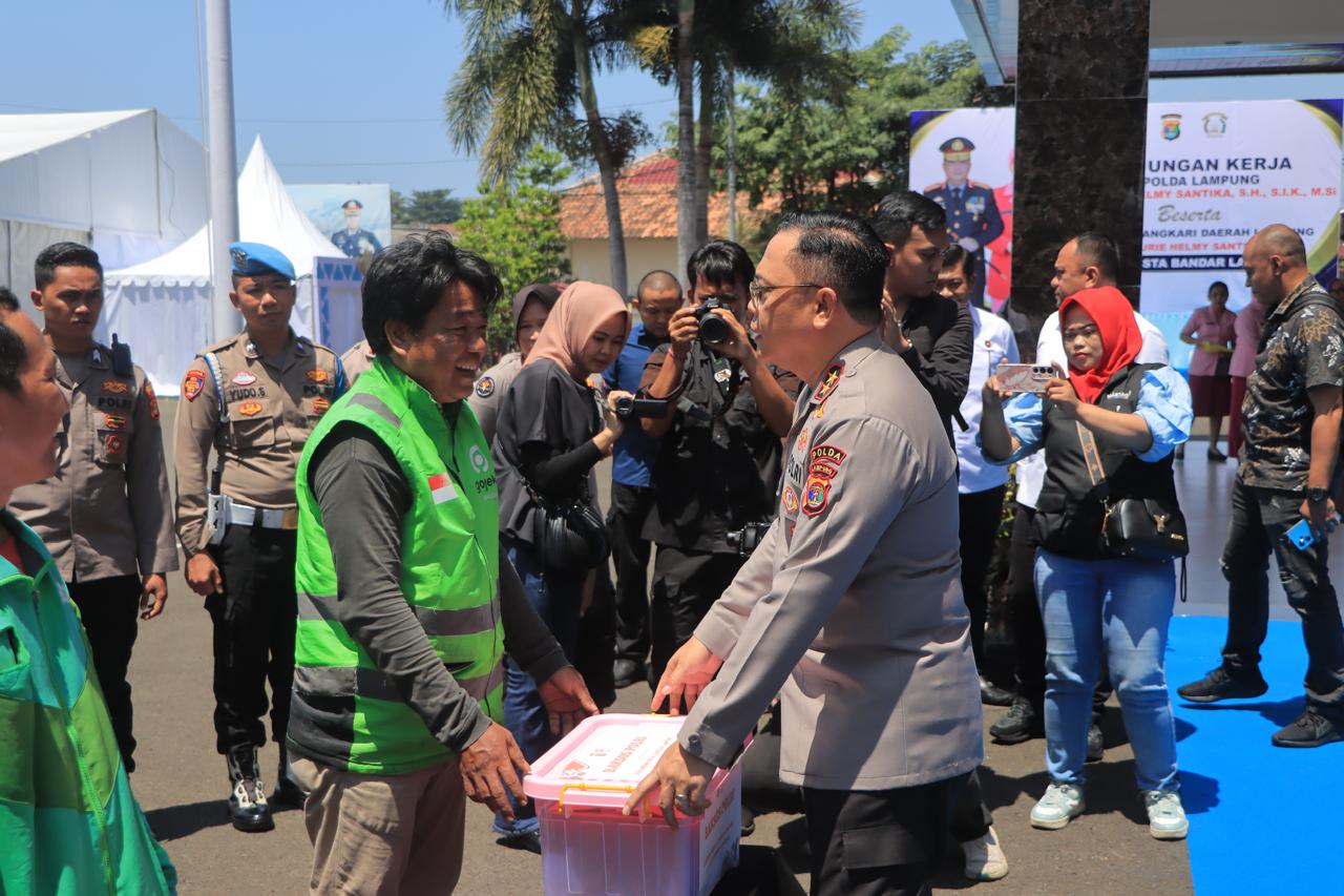 SKCK Mobile dan Klinik Kesehatan Polresta Bandar Lampung Diapresiasi Kapolda