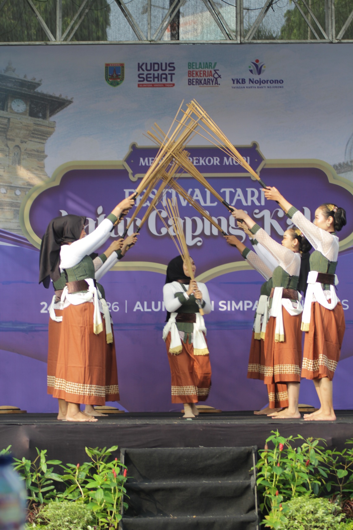 Festival Tari Lajur Caping Kalo Sebagai Upaya Pelestarian Budaya Khas Kudus
