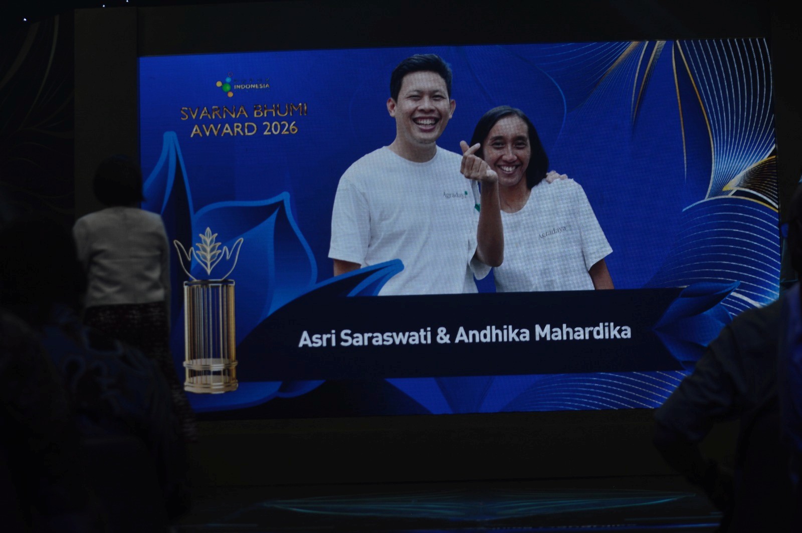 Asri Saraswati dan Andhika Mahardika