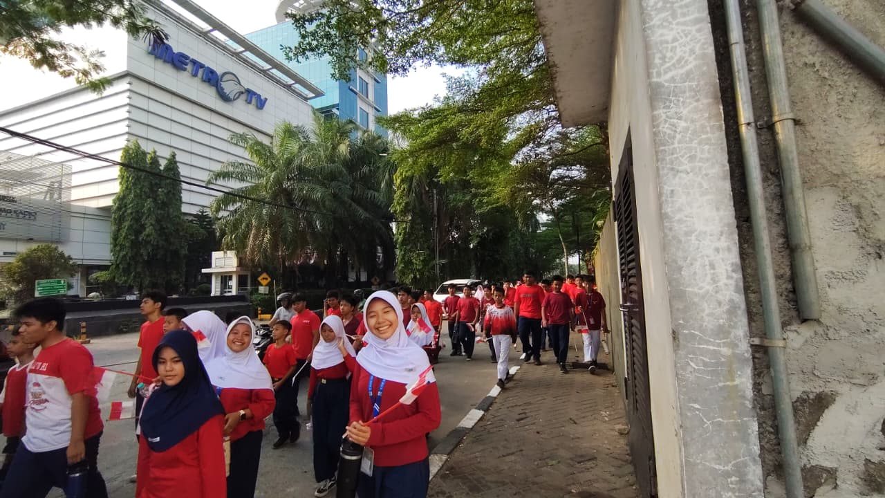 Semarak HUT ke-81 RI, SMP Budi Murni 2 Jakarta Hadirkan Semangat Kemerdekaan Melalui Fun Walk