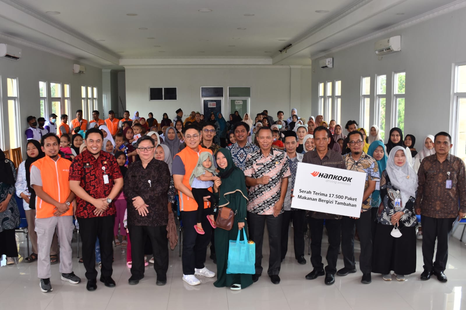 Hankook Dukung Pencegahan Stunting Lewat Edukasi dan Donasi Paket Gizi