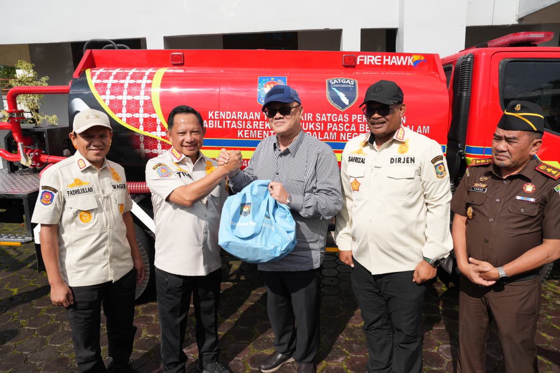 Satgas PRR Serahkan Fire Hawk untuk Pemkab Bener Meriah