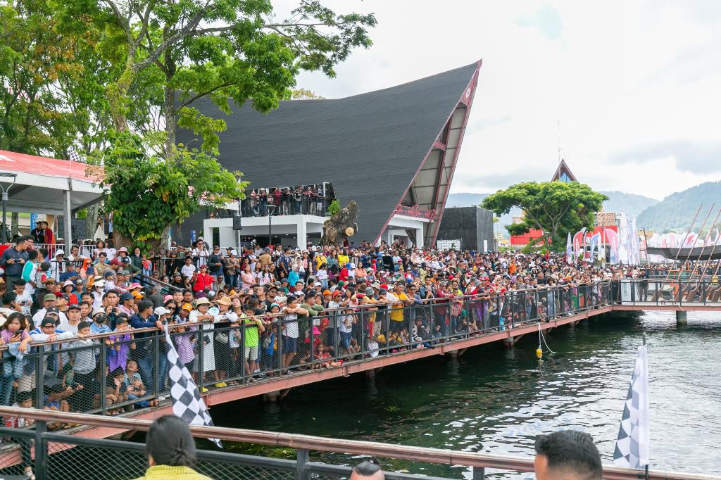 Berlangsung Sukses dan Meriah, F1Powerboat 2024 Catat Kenaikan Pengunjung hingga 40%