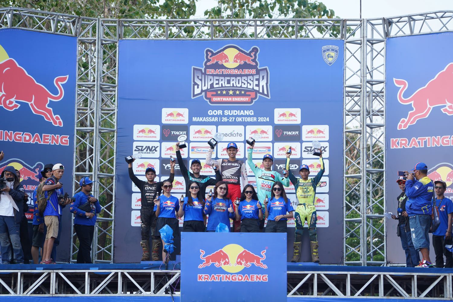 Sukses Bergulir di Tiga Kota, Kratingdaeng Supercrosser 2024 Dirtwar Energy Turut Lahirkan Crosser Muda Berbakat