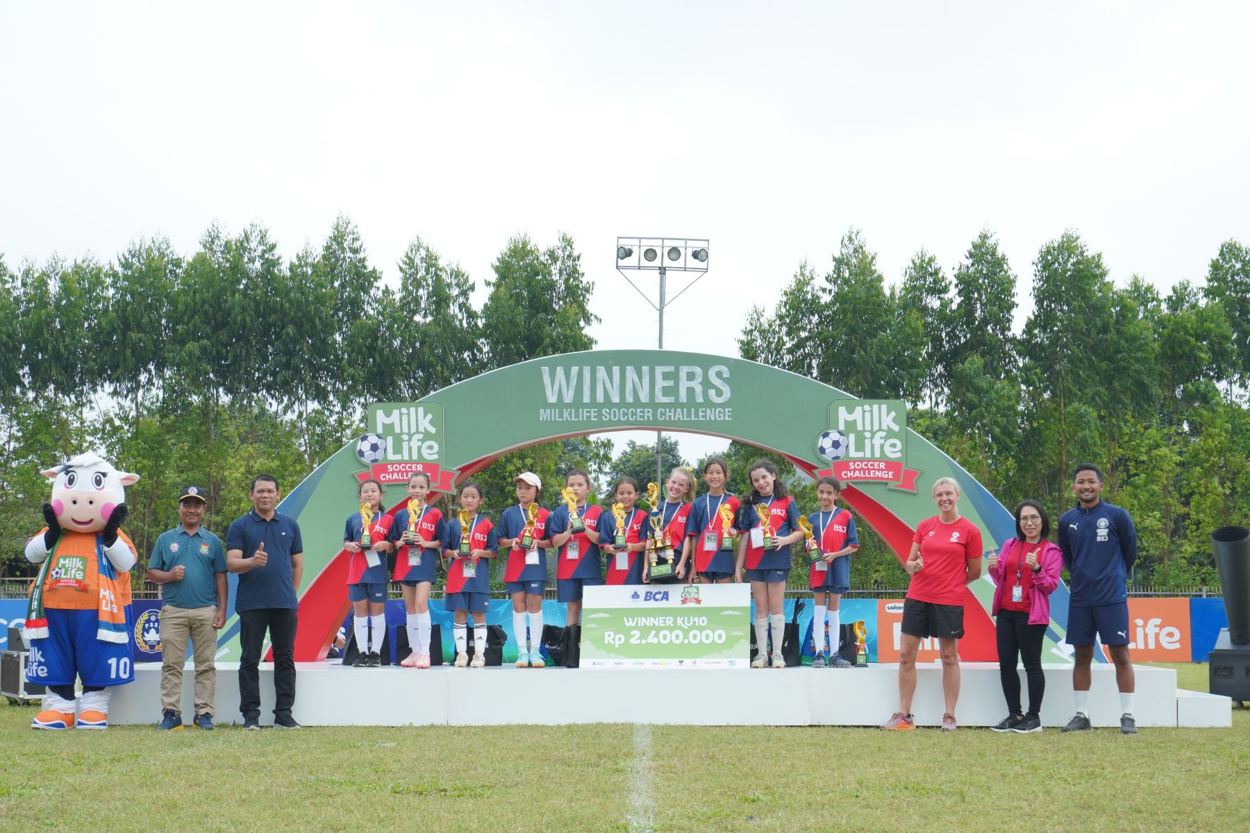 British School Jakarta dan SDN Buaran 01 Juara MilkLife Soccer Challenge - Tangerang 2025