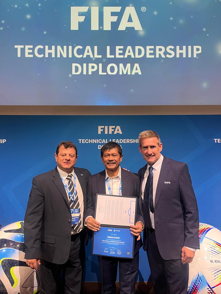 Keren! <i>Brand Ambassador</i> Pos Indonesia Indra Sjafri Lulus Program Bergengsi FIFA