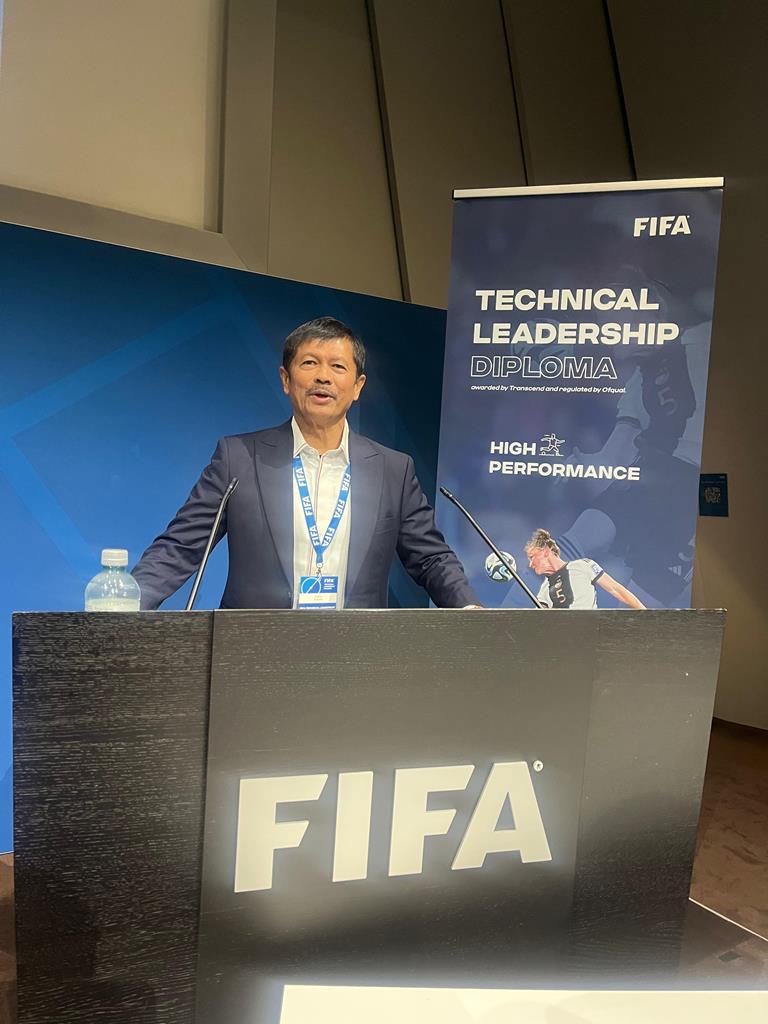 Keren! <i>Brand Ambassador</i> Pos Indonesia Indra Sjafri Lulus Program Bergengsi FIFA