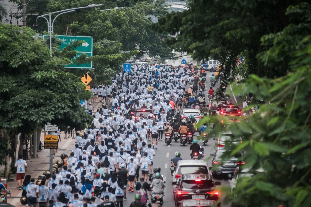 PLN Mobile Color Run 2025, Usung Semangat Hidup Sehat dan Gaya Hidup Ramah Lingkungan