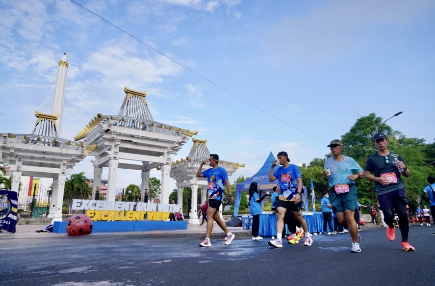 ISOPLUS Run Surabaya 2024 Sukses Bergulir, Pemerintah Ikut Gembira