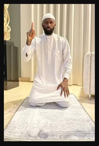 Para Pesepak Bola Top Dunia Turut Merayakan Datangnya Bulan Suci Ramadan
