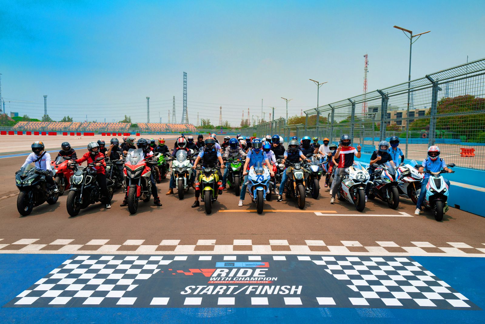 Jelang MotoGP Mandalika, Alex Marquez ke Jakarta Sapa dan <i>Riding</i> Bareng Penggemar