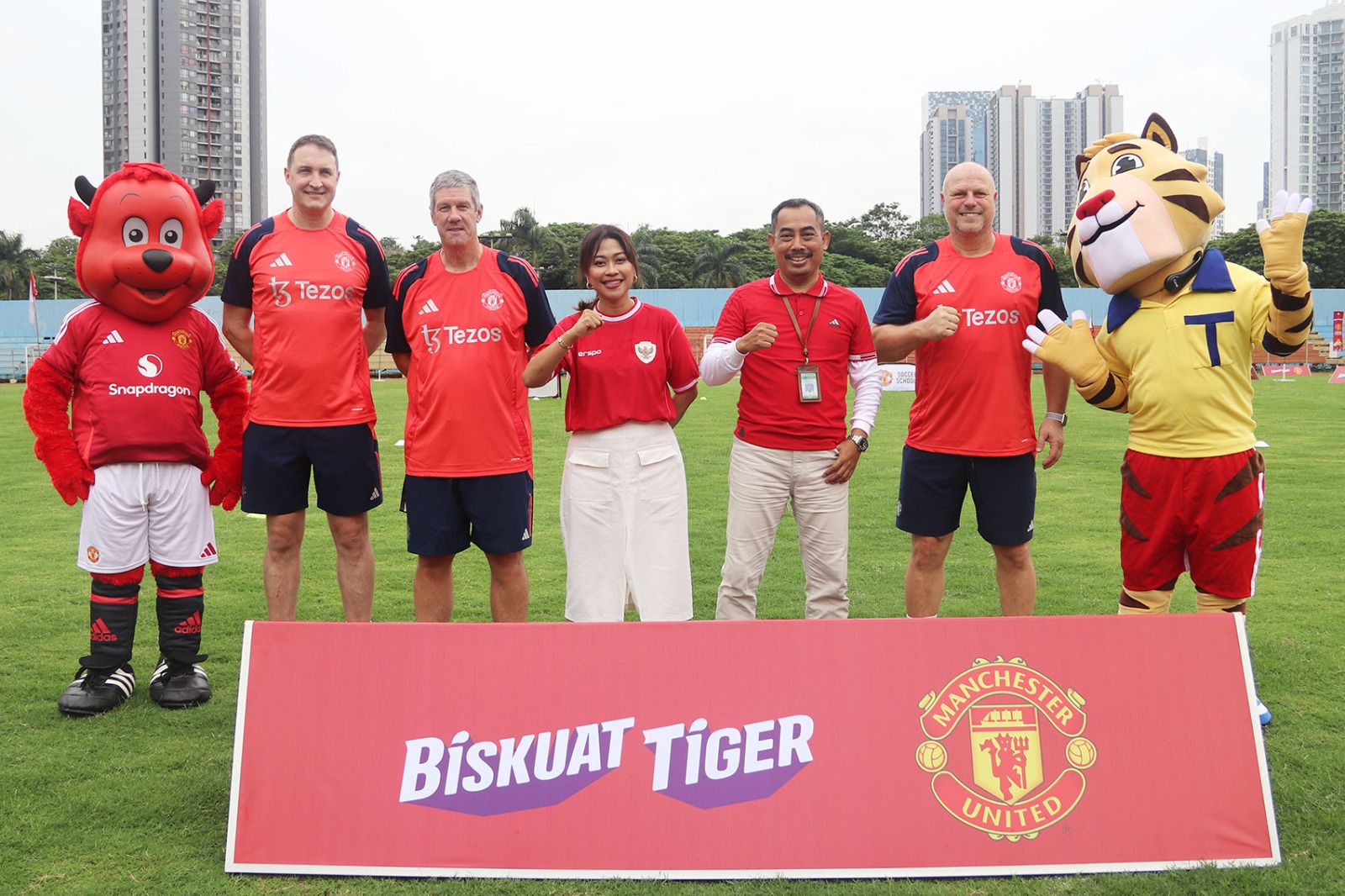 Manchester United Ikut Kembangkan Potensi Sepak Bola Anak Indonesia