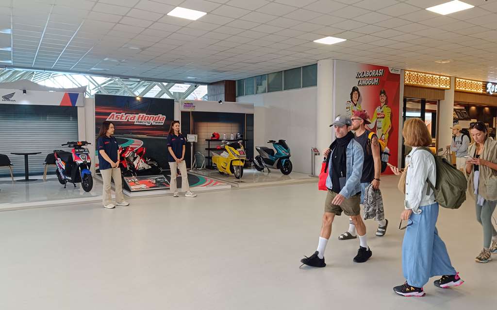 Cetak Sejarah! Honda EM1e: jadi Motor Listrik Pertama yang Dukung MotoGP Mandalika
