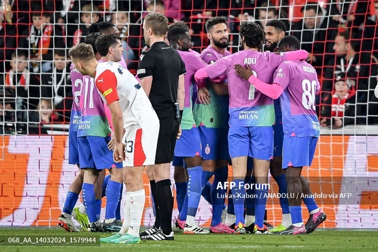 Liga Europa: Menang Telak, Milan dan Liverpool Lolos ke Perempat Final!