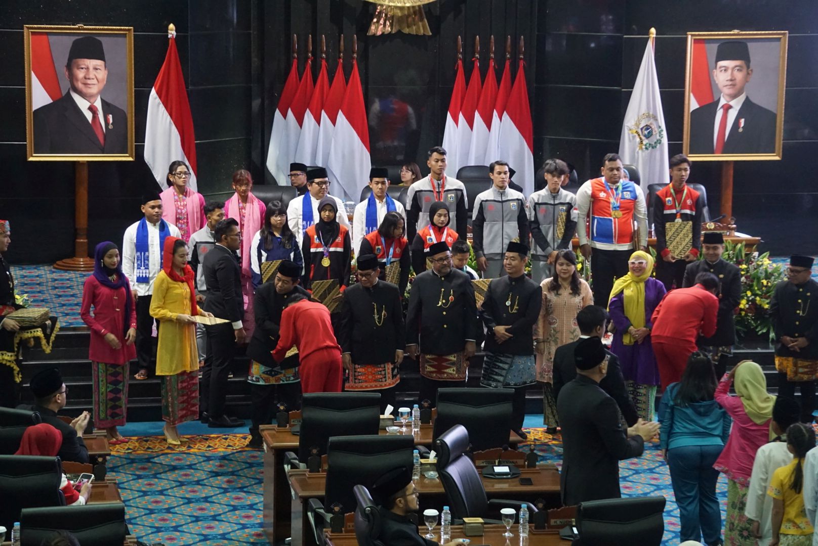 Berprestasi sebagai Atlet Berkuda, Teuku Rifat Renanda Raih Penghargaan di HUT ke-498 Kota Jakarta