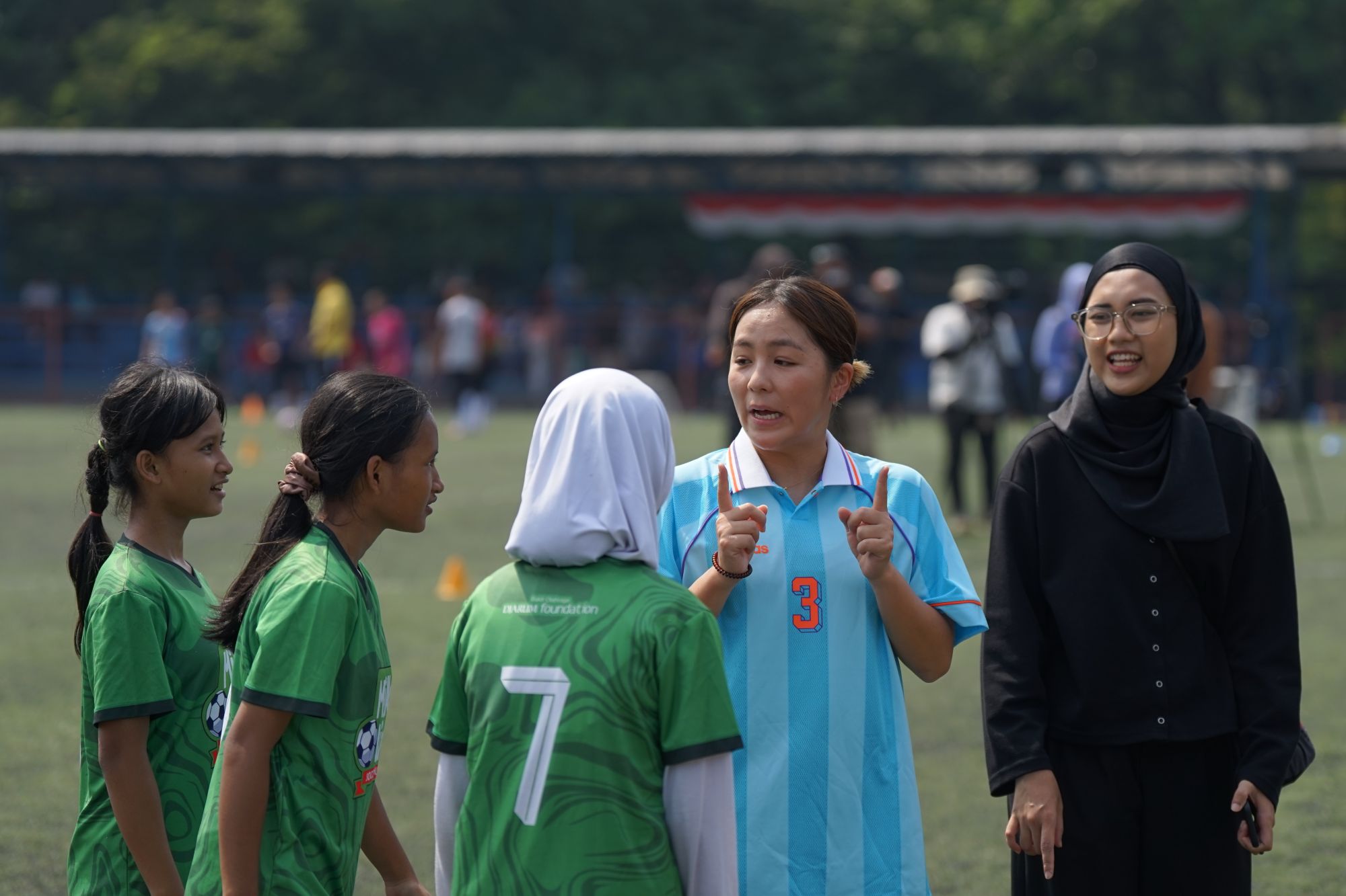 Bibit-bibit Pesepak Bola Putri Indonesia dapat Pelatihan dari Legenda Timnas Wanita Jepang